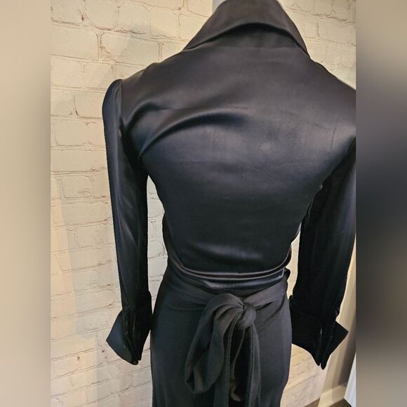 Diane Von Furstenberg DVF Vintage Wool & Silk Wrap Dress | Black | Size 2 | EUC - Picture 5 of 10